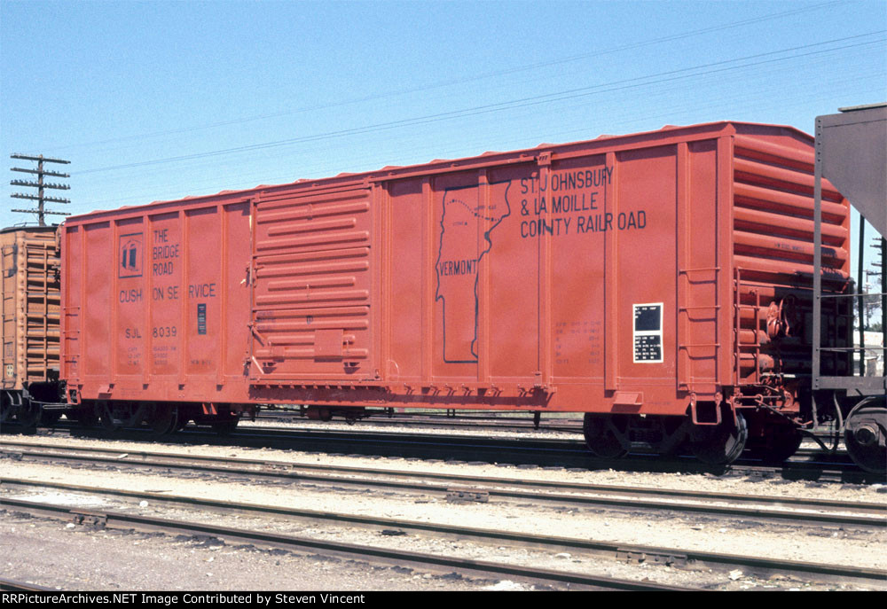 St Johnsbury & Lamoille County 50' box SJL #8039